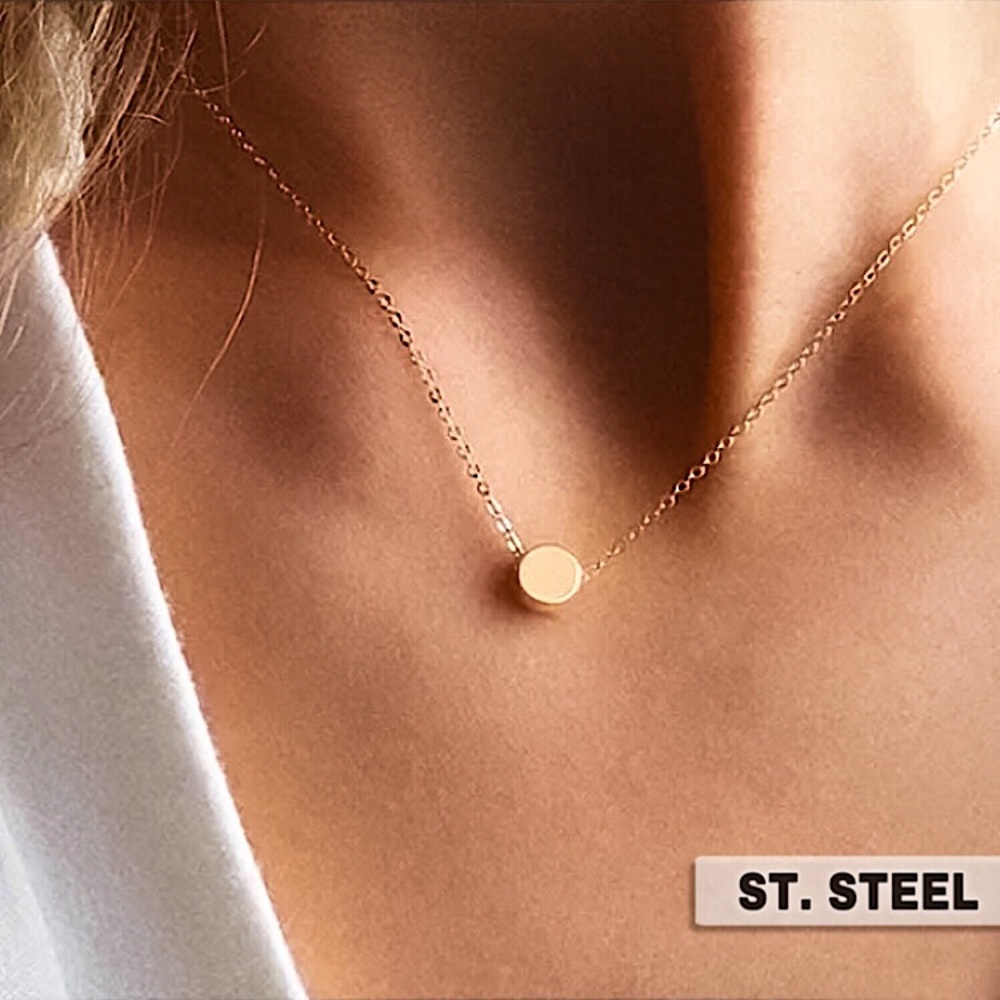 ⚜️𝟯𝟬%𝗢𝗙𝗙 𝗯𝘂𝗻𝗱𝗹𝗲𝘀 𝟯+⚜️ NEW Round Charm Stainless Steel Necklace